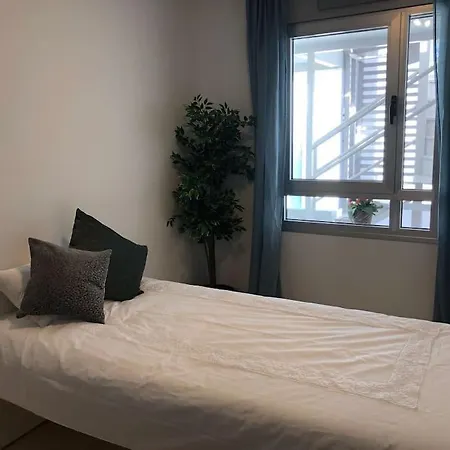 Апартаменты Modern Penthouse With A Large Roof Terrace Close To The